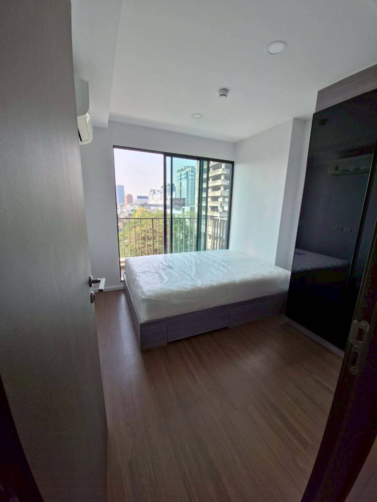 For SaleCondoRatchadapisek, Huaikwang, Suttisan : The Origin Ratchada - Ladprao / 2 Bedrooms (FOR SALE), The Origin Ratchada - Ladprao / 2 Bedrooms (FOR SALE) POP062