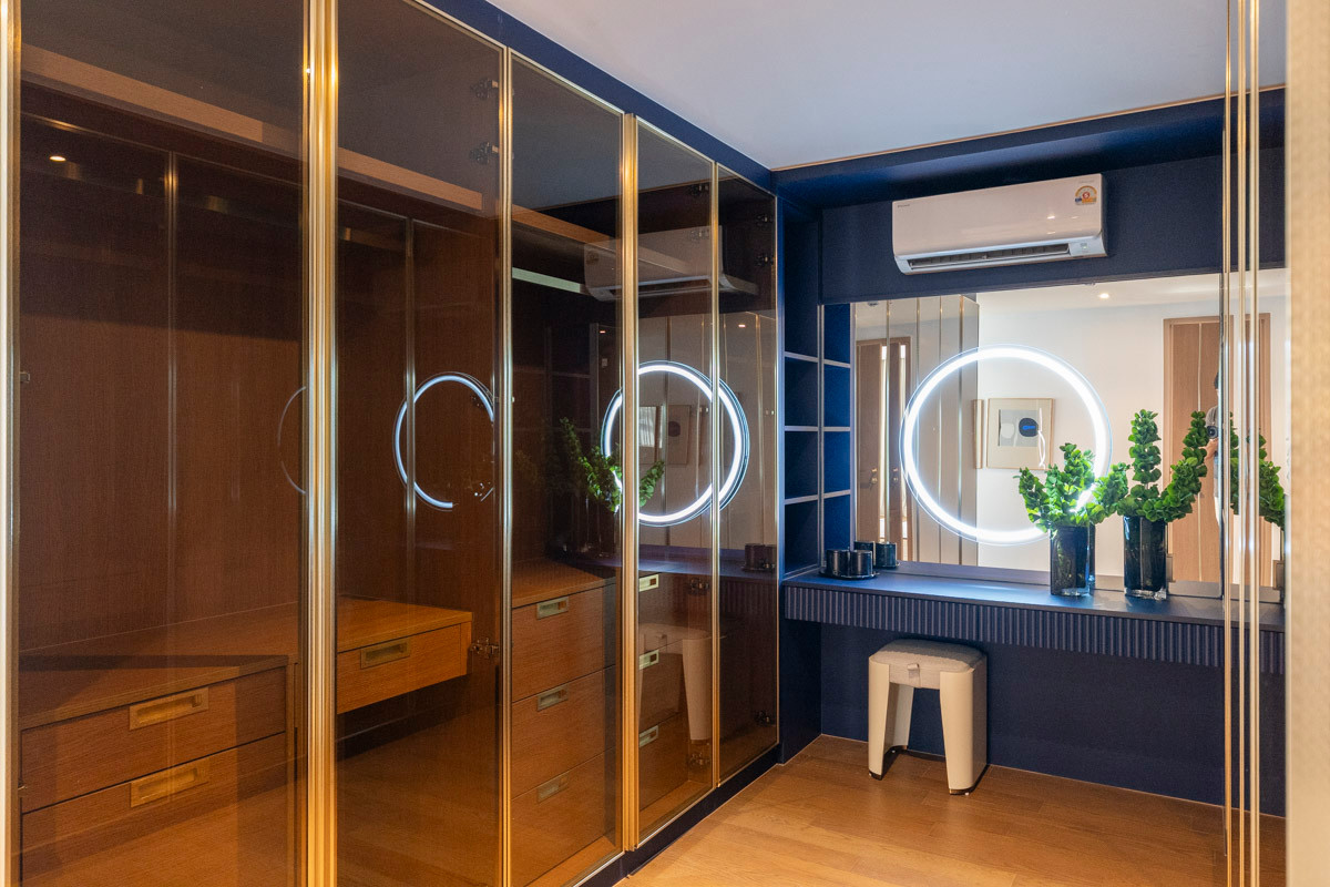 For RentCondoSukhumvit, Asoke, Thonglor : 🔥𝘽𝙚 𝙩𝙝𝙚 𝙛𝙞𝙧𝙨𝙩 𝙩𝙤 𝙧𝙚𝙣𝙩🔥 𝗩𝗜𝗔 𝟯𝟰Condo, large room Pets allowed🐾 Newest, near BTS Thonglor.