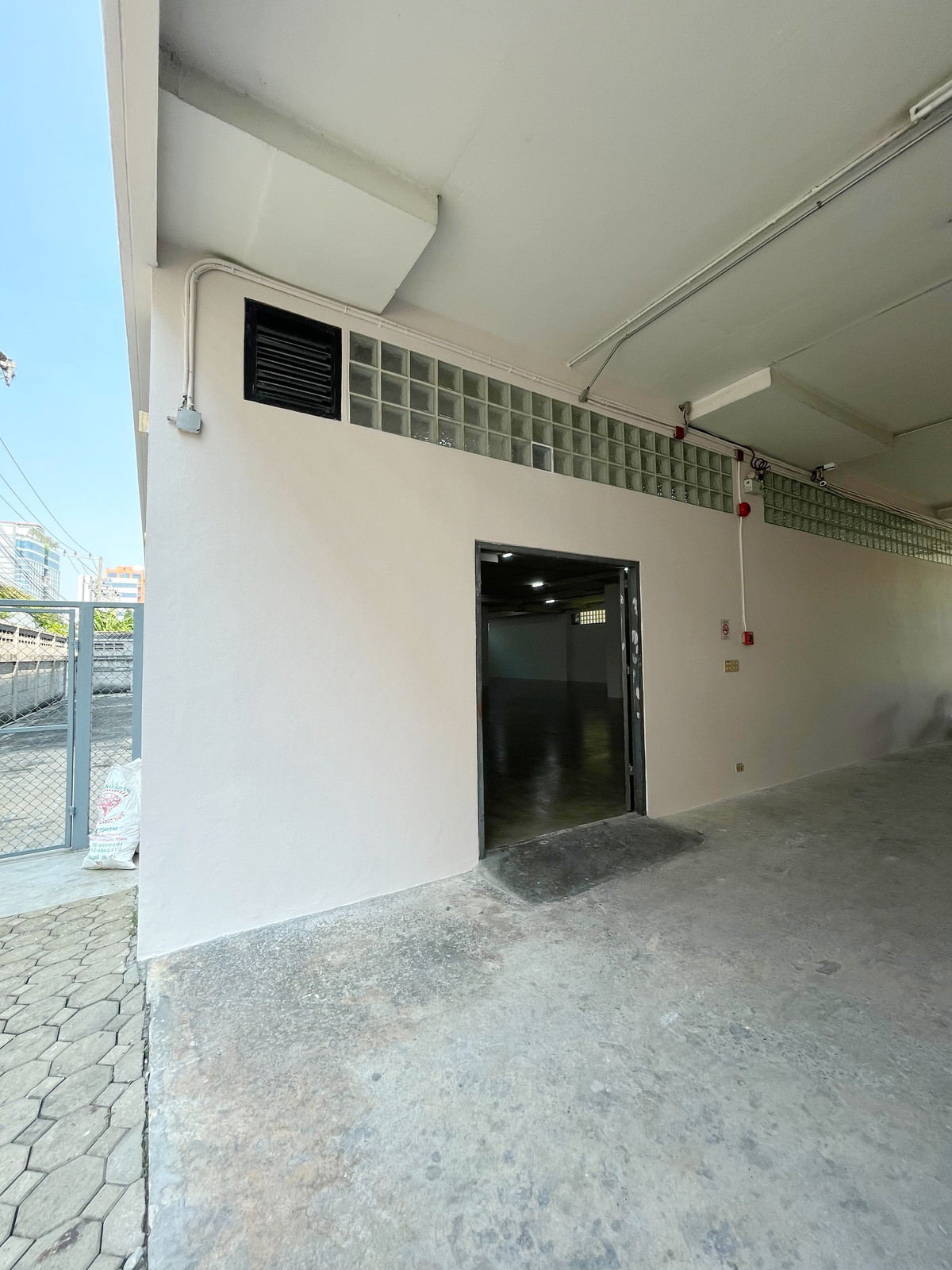 ให้เช่าสำนักงานรัชดา ห้วยขวาง : OF003♛เช่า พื้นที่สำนักงาน♙รัชดา-ห้วยขวาง♜MRT รัชดาภิเษก∞099-5919653,065-9423251🜲Line@sureresidence