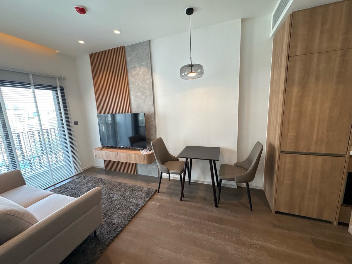 ให้เช่าคอนโดสุขุมวิท อโศก ทองหล่อ : 🔥Rent 1BR🔥Brand New🔥43sqm🔥Floor30+🔥43,000/month🔥