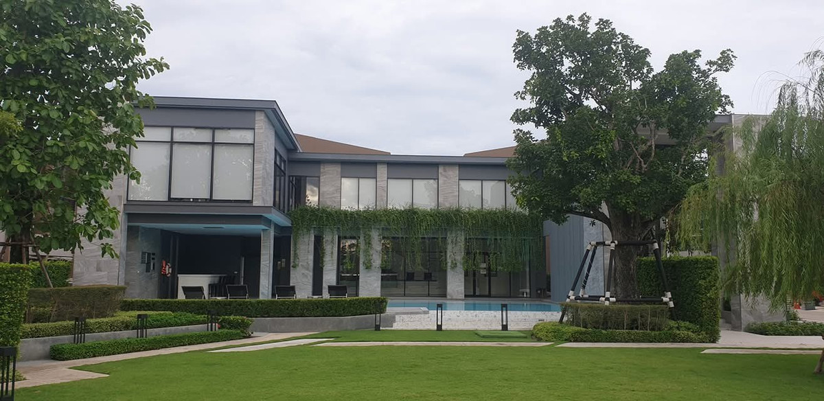 ให้เช่าทาวน์โฮมบางนา แบริ่ง ลาซาล : 🏠 ให้เช่าทาวน์โฮม 3 ชั้น โครงการบ้านกลางเมือง (บางนา-วงแหวน) เดือนละ 23000 บาท 🎉 ใกล้เมกา บางนา กิ่งแก้ว นิคมเจโม บ้านสวย เฟอร์นิเจอร์และเครื่องใช้ไฟฟ้าครบ พร้อมเข้าอยู่ ✅✅