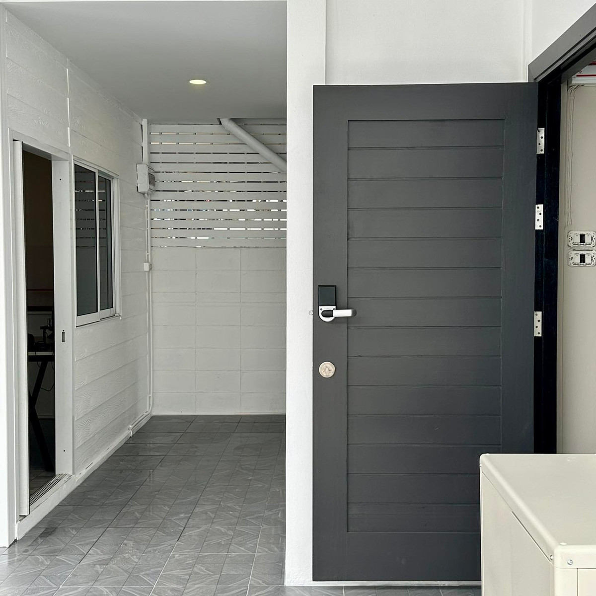 For SaleHousePattaya, Bangsaen, Chonburi : Pattaya Rungrueng / 3 Bedrooms (FOR SALE) BEWN135