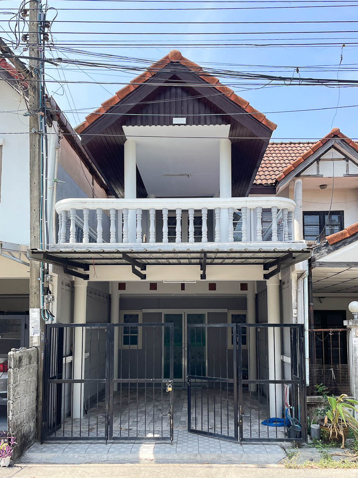 For SaleTownhomeChaengwatana, Muangthong : TownHouse for Sale Flowery Home Pakkred, 2 bedroom 17 sq wah 110 sqm Good Condition Near Tiwanon, Sri Saman, Don Mueang, Impact Arena, Chaeng Watthana : EL26S-002
