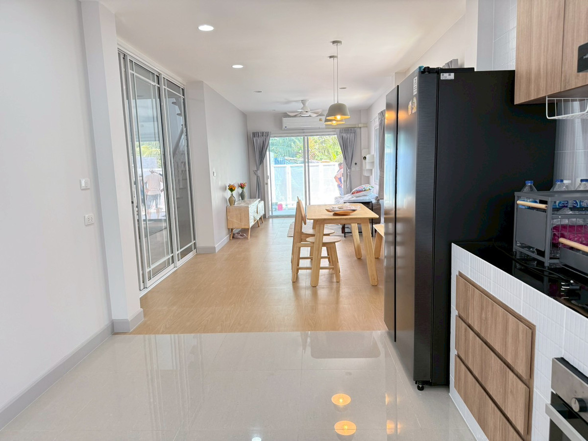 For RentHouseOnnut, Udomsuk : 🐈🎊 Urgent House On Nut 40 for rent, with a small garden inside the house. Can turn animals 