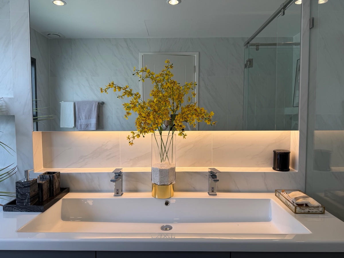 ให้เช่าบ้านบางนา แบริ่ง ลาซาล : ให้เช่าบ้านเดี่ยวหรู เศรษฐสิริ บางนา กม.10 บ้านเดี่ยวดีไซน์โมเดิร์น เรียบหรู ฟังก์ชันลงตัว เหมาะสำหรับครอบครัวที่ต้องการความเป็นส่วนตัวในโครงการระดับพรีเมียม