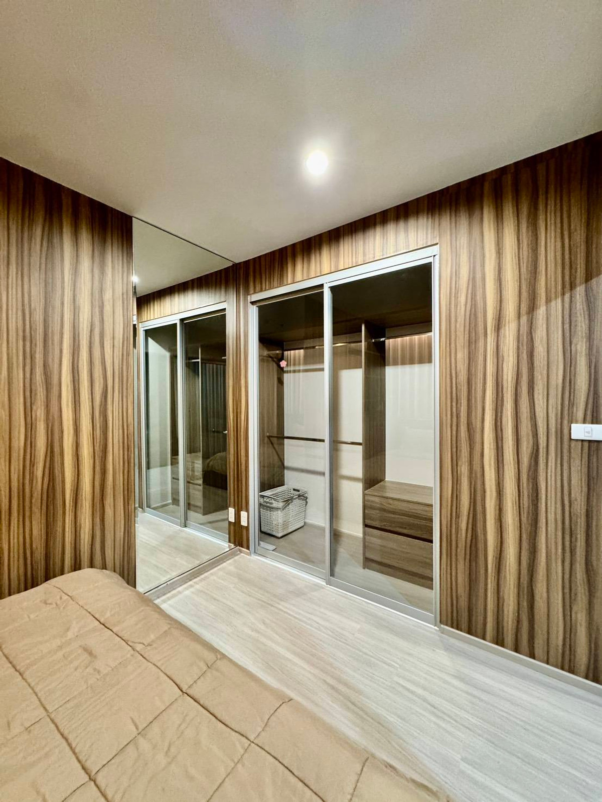 For RentCondoBang kae, Phetkasem : For Rent ✨ The Parkland Phetkasem 56 ✨ Fully furnished with appliances. Near MRT Phasi Charoen.