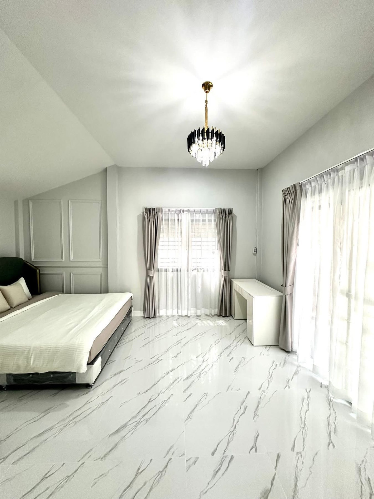 For SaleHousePattaya, Bangsaen, Chonburi : Paradise Hill 2 / 2 Bedrooms (For Sale), Paradise Hill 2 / 2 Bedrooms (FOR SALE) BEWN134