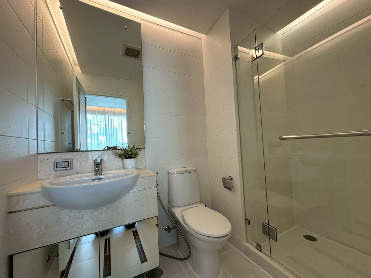 For RentCondoSukhumvit, Asoke, Thonglor : 🎊🌃 3 Bedrooms Wilshire Sukhumvit 22 condo for rent - near BTS Asoke