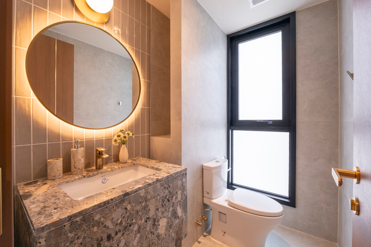 For RentCondoSukhumvit, Asoke, Thonglor : 🔥𝘽𝙚 𝙩𝙝𝙚 𝙛𝙞𝙧𝙨𝙩 𝙩𝙤 𝙧𝙚𝙣𝙩🔥 𝗩𝗜𝗔 𝟯𝟰 Condo, large room Pets allowed🐾 Newest, near BTS Thonglor.