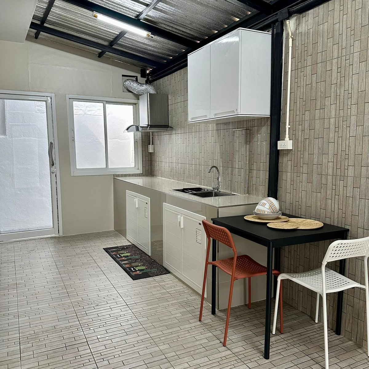 For SaleHousePattaya, Bangsaen, Chonburi : Pattaya Rungrueng / 3 Bedrooms (FOR SALE) BEWN135