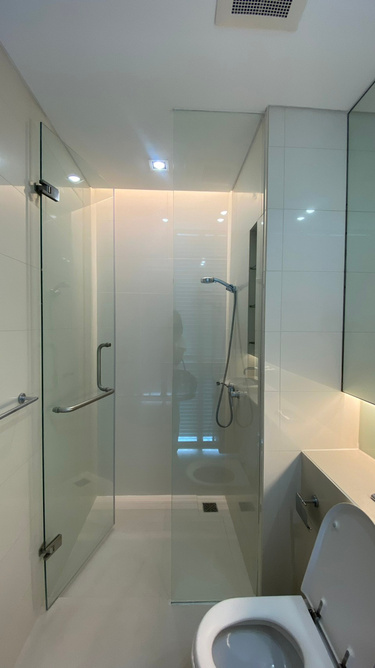 For RentCondoSukhumvit, Asoke, Thonglor : ⭐️🧡Domus 18🧡⭐️ 3 Beds 3 Baths, Rental 200,000 Baht