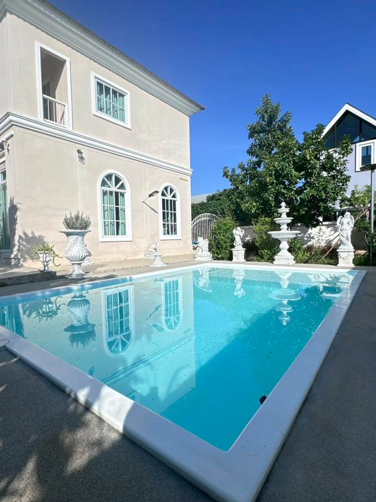 ขายบ้านปากช่อง เขาใหญ่ : 🔥🔥บ้านหรูสไตล์ยุโรป ทำเลทองเขาใหญ่ พร้อมเฟอร์นิเจอร์🔥🔥