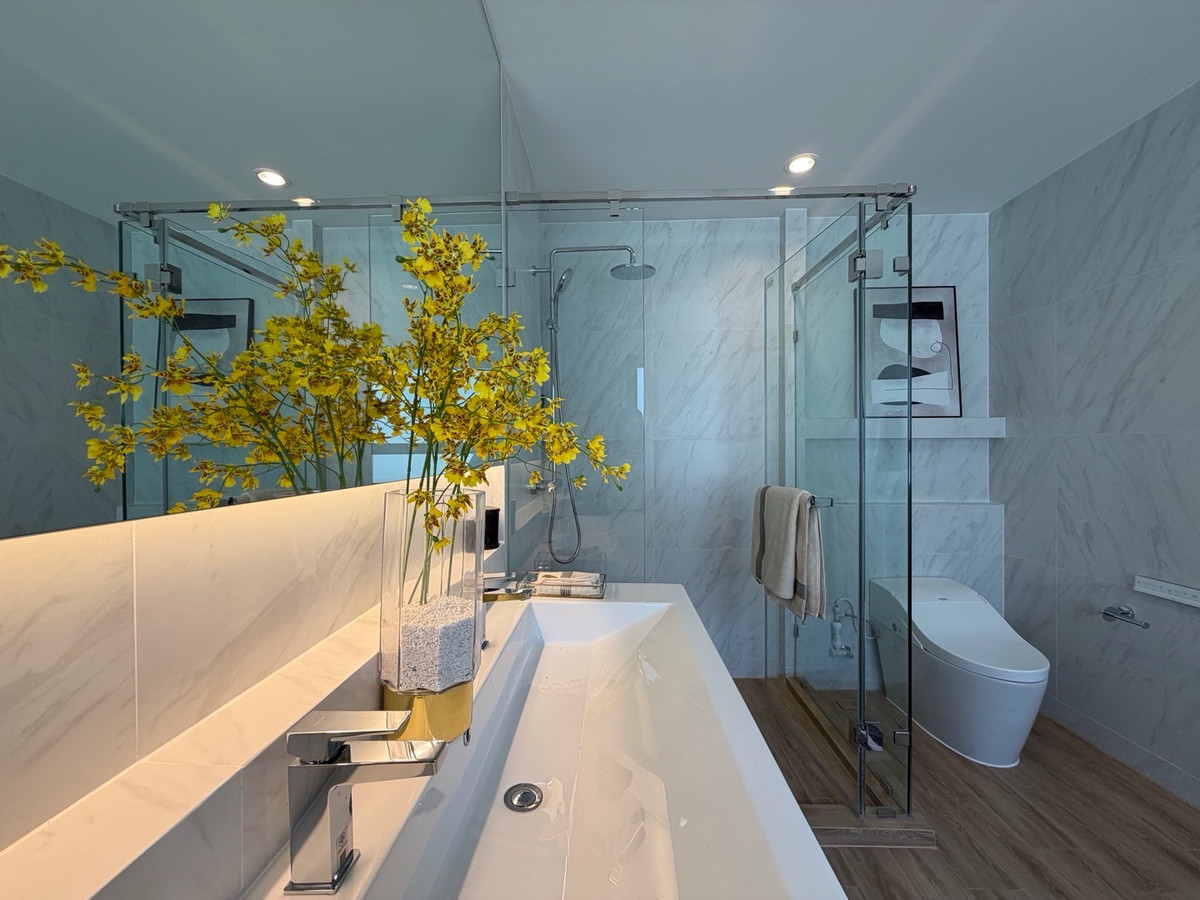 ให้เช่าบ้านบางนา แบริ่ง ลาซาล : ให้เช่าบ้านเดี่ยวหรู เศรษฐสิริ บางนา กม.10 บ้านเดี่ยวดีไซน์โมเดิร์น เรียบหรู ฟังก์ชันลงตัว เหมาะสำหรับครอบครัวที่ต้องการความเป็นส่วนตัวในโครงการระดับพรีเมียม