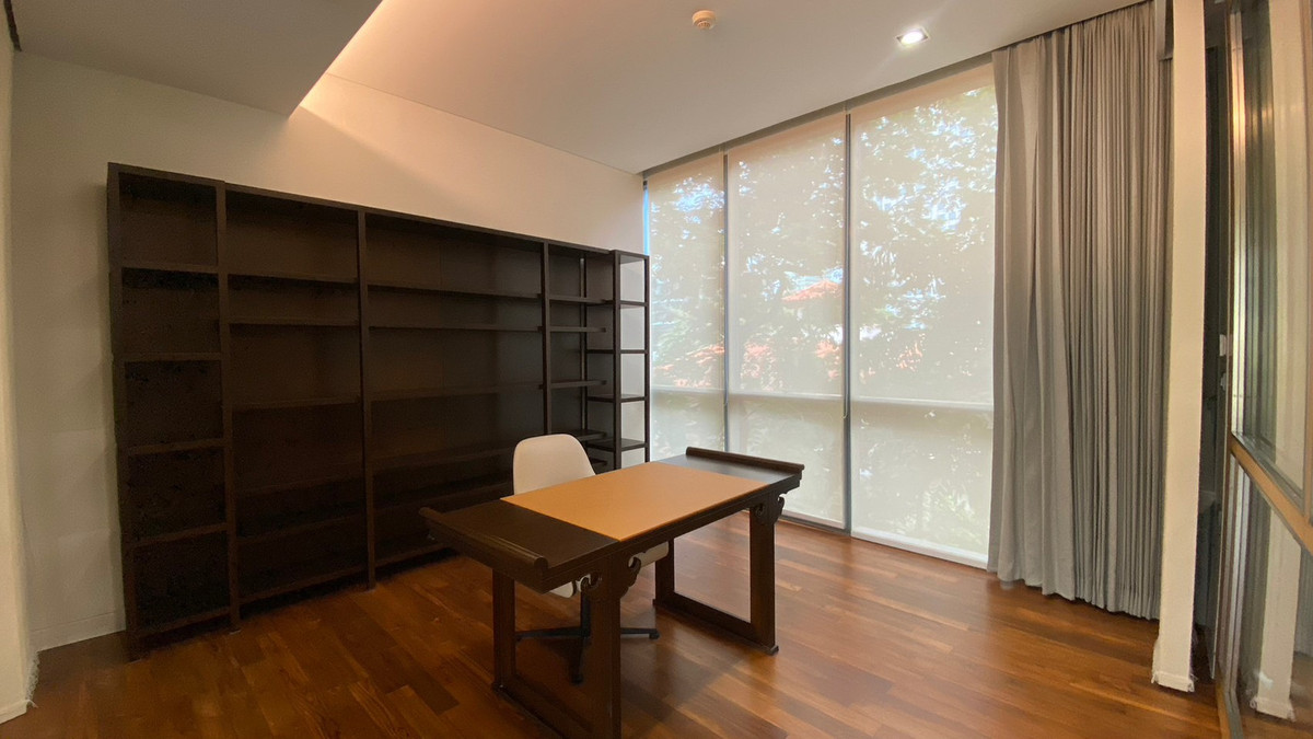 For RentCondoSukhumvit, Asoke, Thonglor : ⭐️🧡Domus 18🧡⭐️ 3 Beds 3 Baths, Rental 200,000 Baht