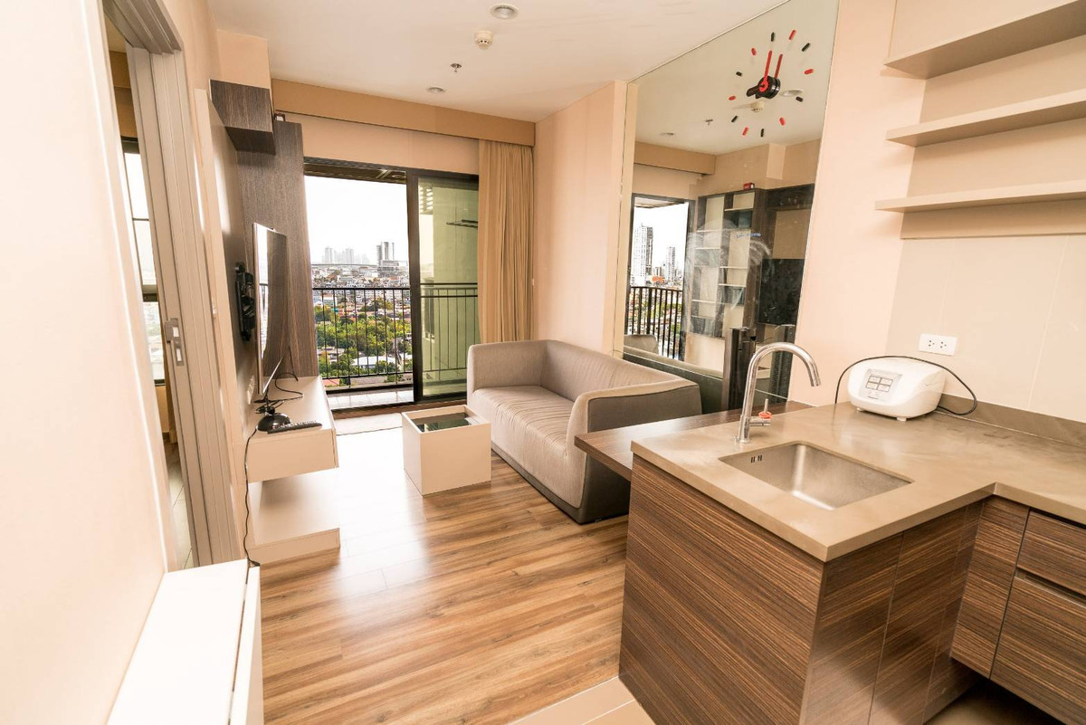 ขายคอนโดวงเวียนใหญ่ เจริญนคร : Best Price ‼️ ขาย Teal Sathorn-Taksin ห้องสวยมาก ตกแต่งเฟอร์ครบ ชั้นสูง วิวเมือง 