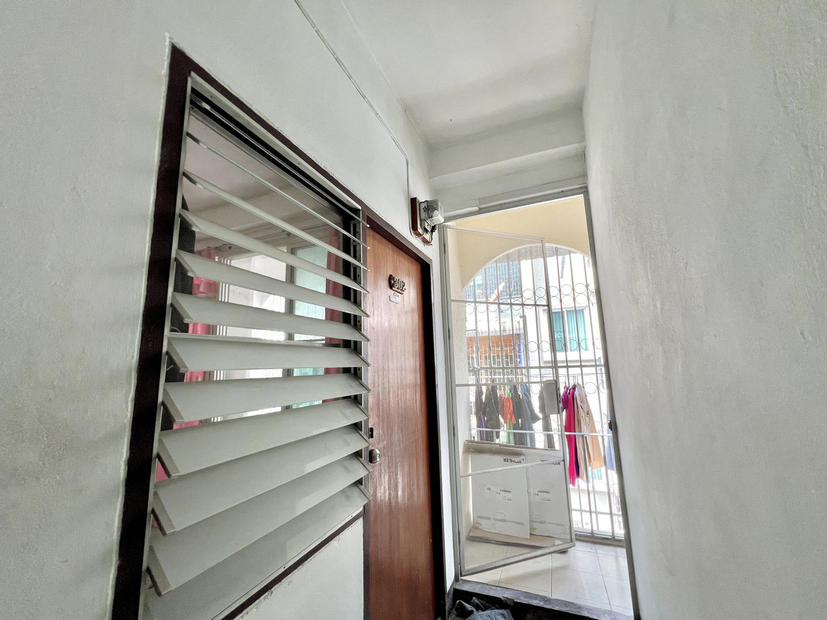 ขายทาวน์โฮมบางซื่อ วงศ์สว่าง เตาปูน : 🔥 Rare Item! ตึกแถวหลังใหญ่ ติด MRT เตาปูน ทำเลทอง📈💰 /  อาคารพาณิชย์ กรุงเทพ - นนท์ 2 / 12 ห้องนอน (ขาย), Commercial building Bangkok - Non 2 / 12 Bedrooms (FOR SALE) BNS005