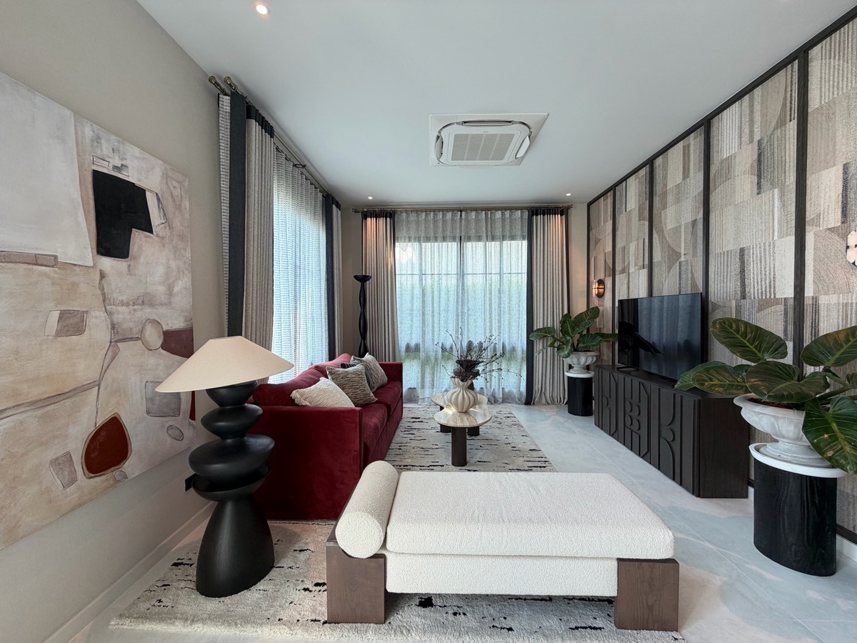 ให้เช่าบ้านบางนา แบริ่ง ลาซาล : ให้เช่าบ้านเดี่ยวหรู เศรษฐสิริ บางนา กม.10 บ้านเดี่ยวดีไซน์โมเดิร์น เรียบหรู ฟังก์ชันลงตัว เหมาะสำหรับครอบครัวที่ต้องการความเป็นส่วนตัวในโครงการระดับพรีเมียม