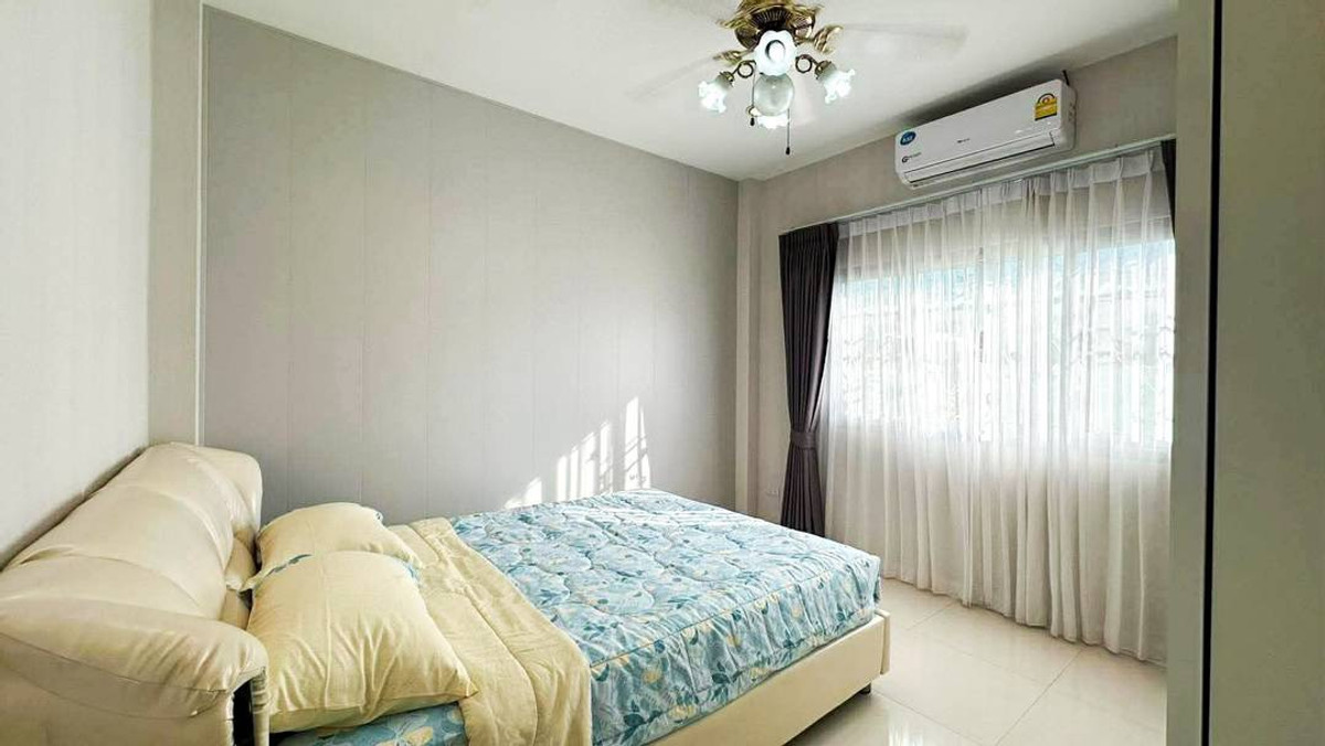 For RentHousePattaya, Bangsaen, Chonburi : Moo Baan Chalita 2 / 3 Bedrooms (FOR SALE) BEWN132