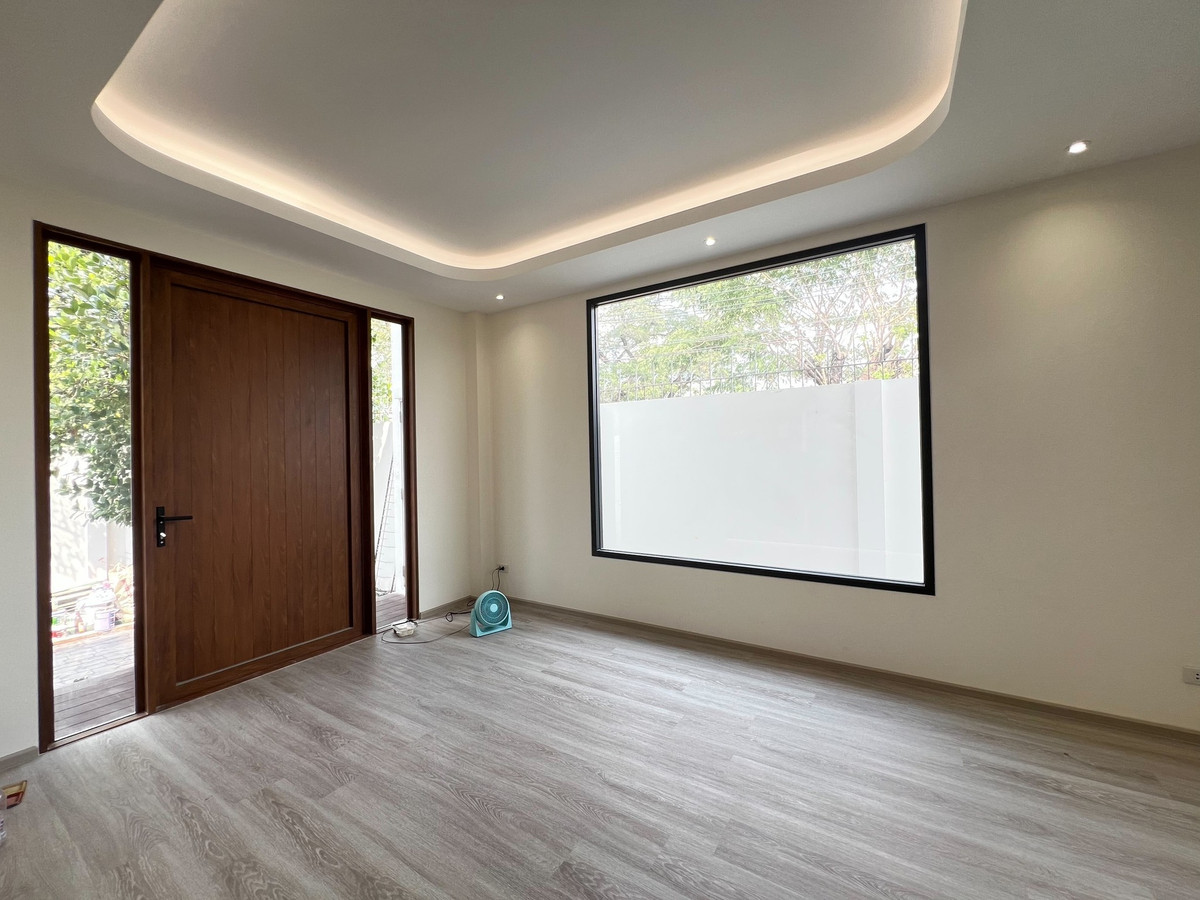 For SaleHouseSukhumvit, Asoke, Thonglor : Single house, Sukhumvit 71, corner house, 79 sq m, Pridi Banom 42, prime location, newly decorated.