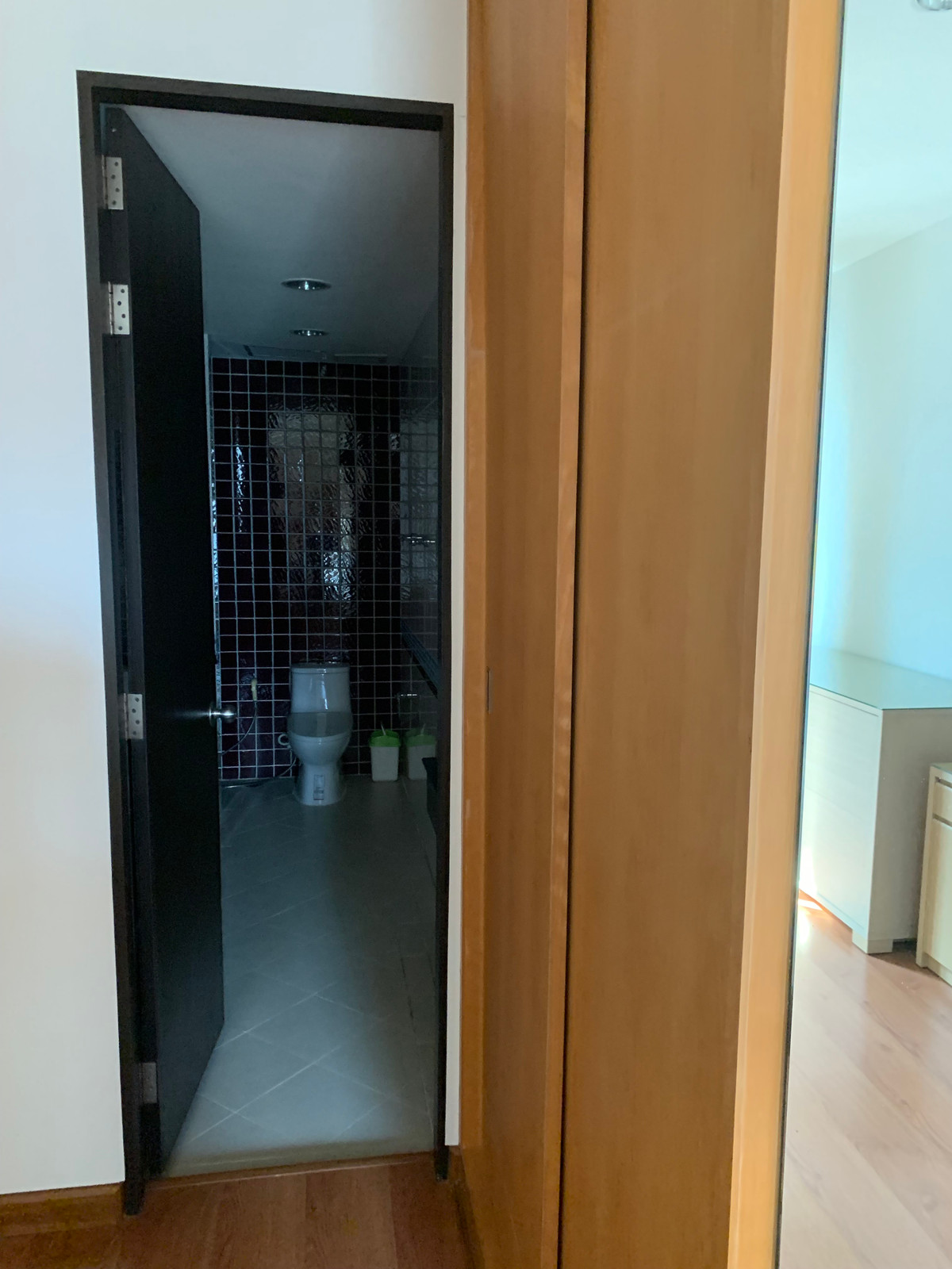 For RentCondoSukhumvit, Asoke, Thonglor : Best Price 🔥 For rent Citi Smart Sukhumvit 18, beautiful room, very good price, fully furnished, ready to move in.