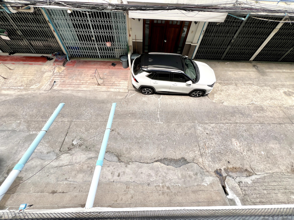 ขายทาวน์โฮมบางซื่อ วงศ์สว่าง เตาปูน : 🔥 Rare Item! ตึกแถวหลังใหญ่ ติด MRT เตาปูน ทำเลทอง📈💰 /  อาคารพาณิชย์ กรุงเทพ - นนท์ 2 / 12 ห้องนอน (ขาย), Commercial building Bangkok - Non 2 / 12 Bedrooms (FOR SALE) BNS005