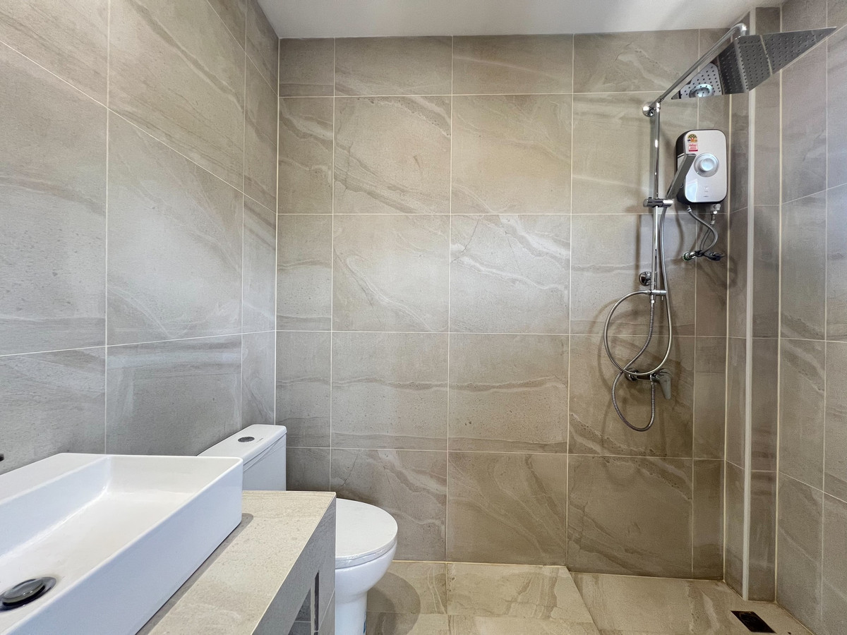 For SaleHouseSukhumvit, Asoke, Thonglor : Single house, Sukhumvit 71, corner house, 79 sq m, Pridi Banom 42, prime location, newly decorated.