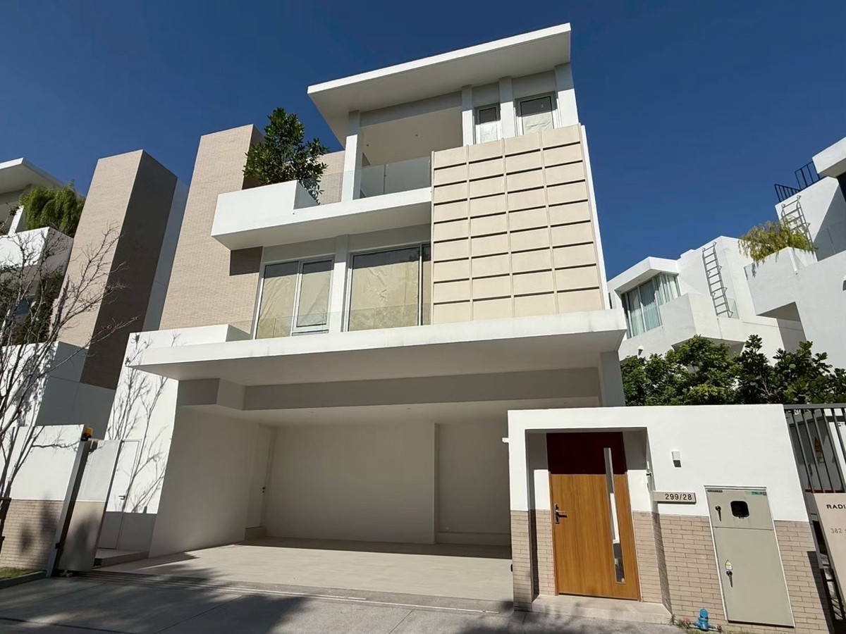 For SaleHouseRama9, Petchburi, RCA : ✨ Rare Item, last one! Luxury house Noble Terra Rama 9 – Ekamai, price 42.9 million baht, area 382 sq m, 4/5 Bed