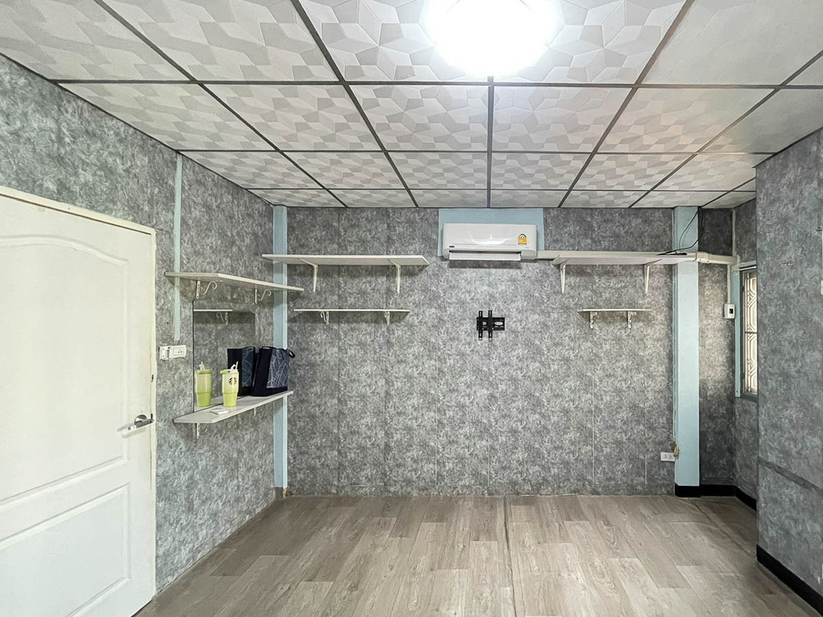 ขายทาวน์โฮมแจ้งวัฒนะ เมืองทอง : ขาย บ้าน Flowery Home ปากเกร็ด บ้านทาวน์เฮาส์ 2 ชั้น แบบ 2 ห้องนอน 17 ตรว 110 ตรม สภาพดี ใกล้ ติวานนท์ ศรีสมาน ดอนเมือง อิมแพ็ค เมืองทองธานี แจ้งวัฒนะ : EL26S-002