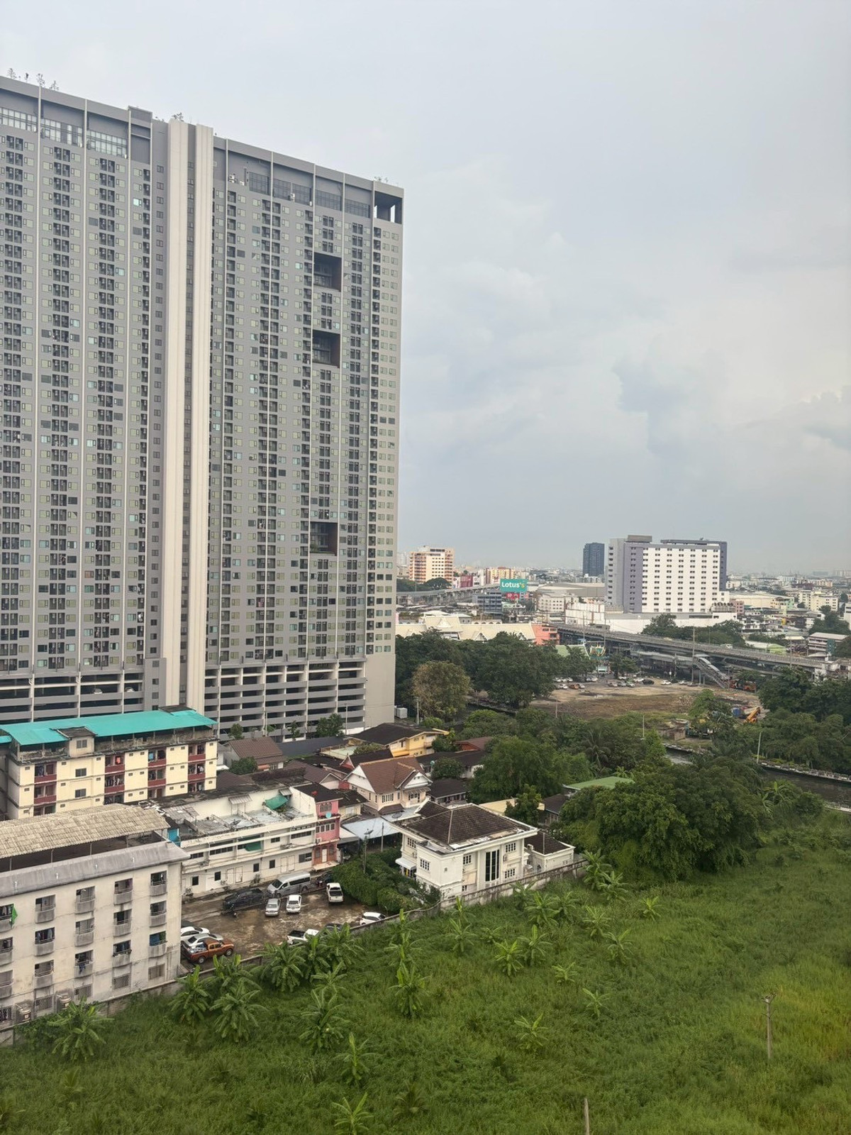 For RentCondoSeri Thai, Ramkhamhaeng Nida : 🏙✨ Origin Plug & Play Ramkhamhaeng Triple Station ✨🏙 📢📢 Duplex condo for rent, ready to move in 📢📢