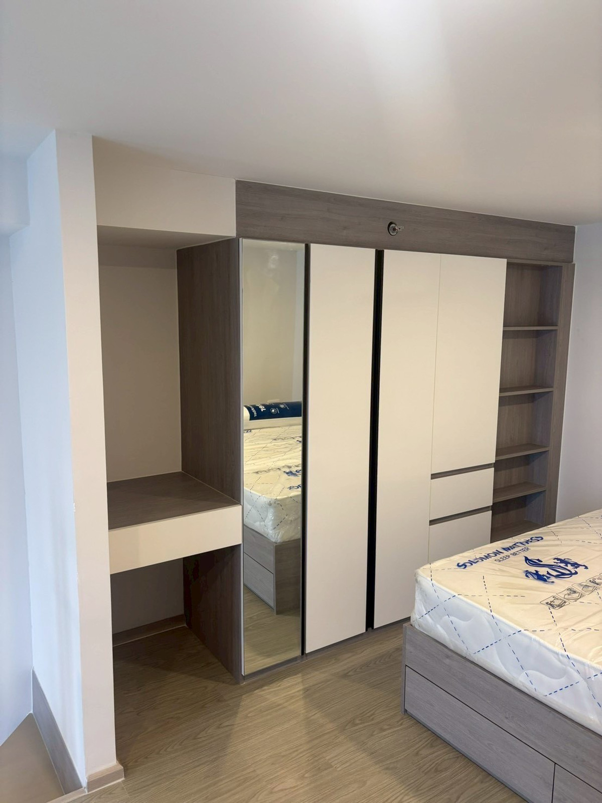 For RentCondoSeri Thai, Ramkhamhaeng Nida : 🏙✨ Origin Plug & Play Ramkhamhaeng Triple Station ✨🏙 📢📢 Duplex condo for rent, ready to move in 📢📢