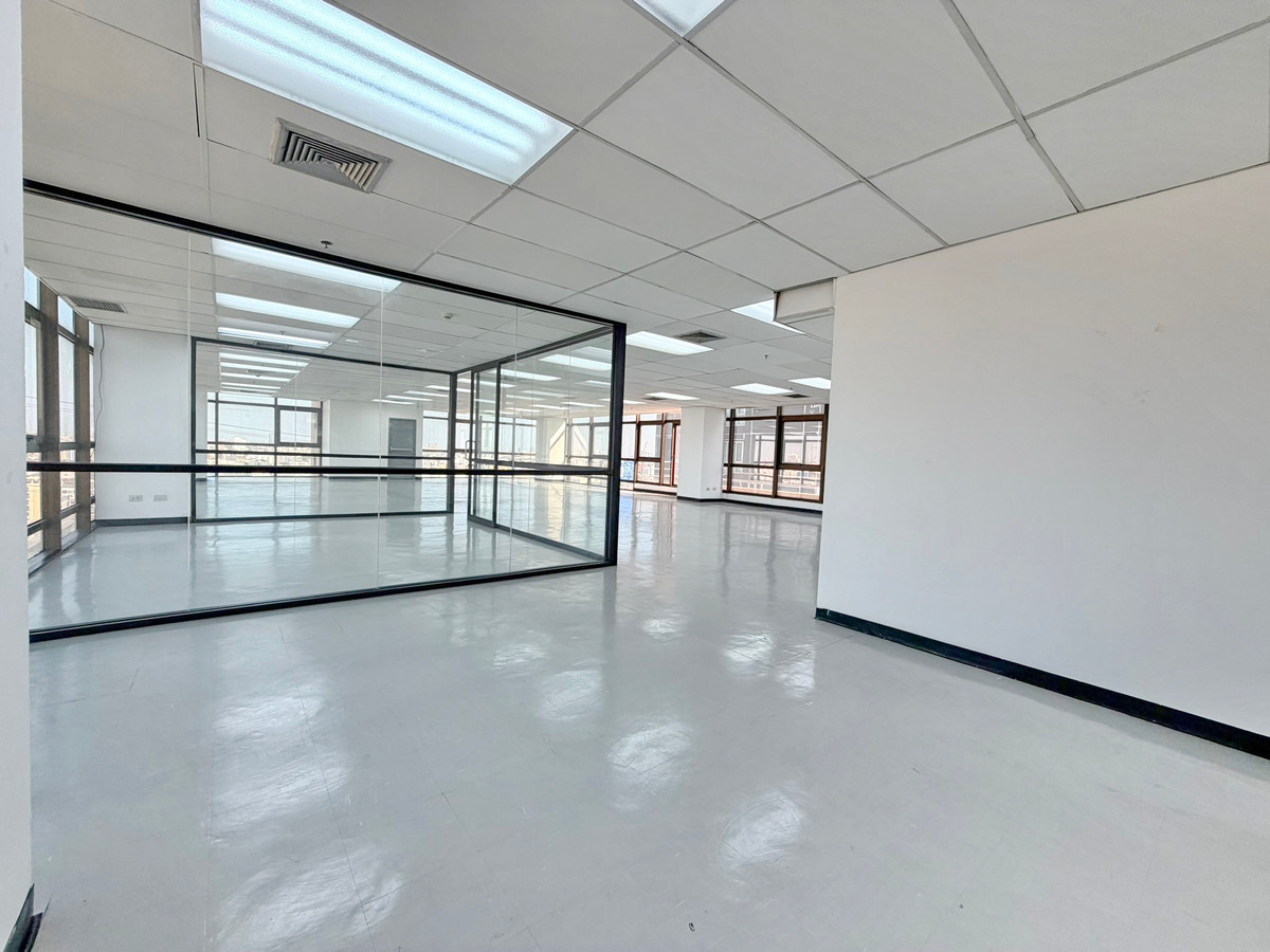 ให้เช่าสำนักงานรัชดา ห้วยขวาง : OF004♛เช่า พื้นที่สำนักงาน♙รัชดา-ห้วยขวาง♜MRT สุทธิสาร∞099-5919653,065-9423251🜲Line@sureresidence