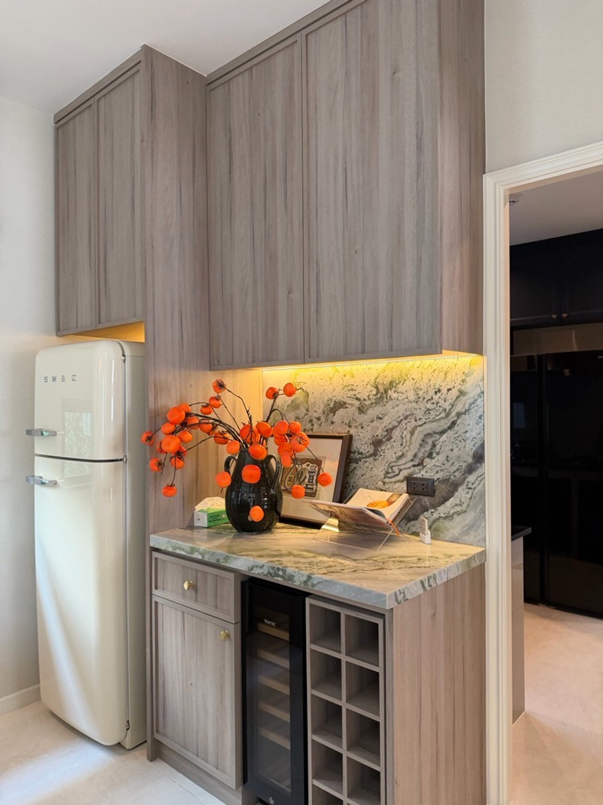 ให้เช่าบ้านบางนา แบริ่ง ลาซาล : ให้เช่าบ้านเดี่ยวหรู เศรษฐสิริ บางนา กม.10 บ้านเดี่ยวดีไซน์โมเดิร์น เรียบหรู ฟังก์ชันลงตัว เหมาะสำหรับครอบครัวที่ต้องการความเป็นส่วนตัวในโครงการระดับพรีเมียม