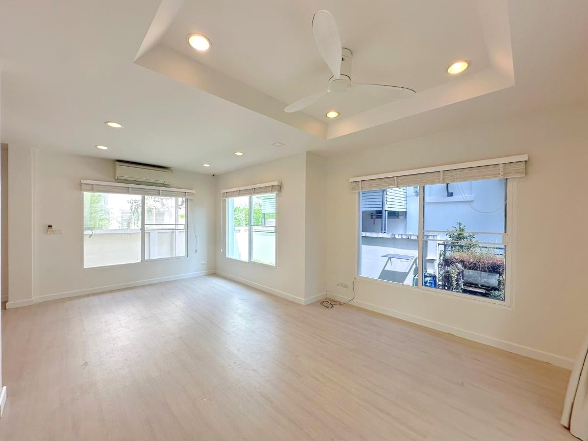 ให้เช่าบ้านนนทบุรี บางใหญ่ บางบัวทอง : ให้เช่า บ้านเดี่ยว เดอะ เซนโทร รัตนาธิเบศร์  ติดถนนบางกรวย-ไทรน้อย บางเลน บางใหญ่ ใกล้ MRT สถานีบางพลู :