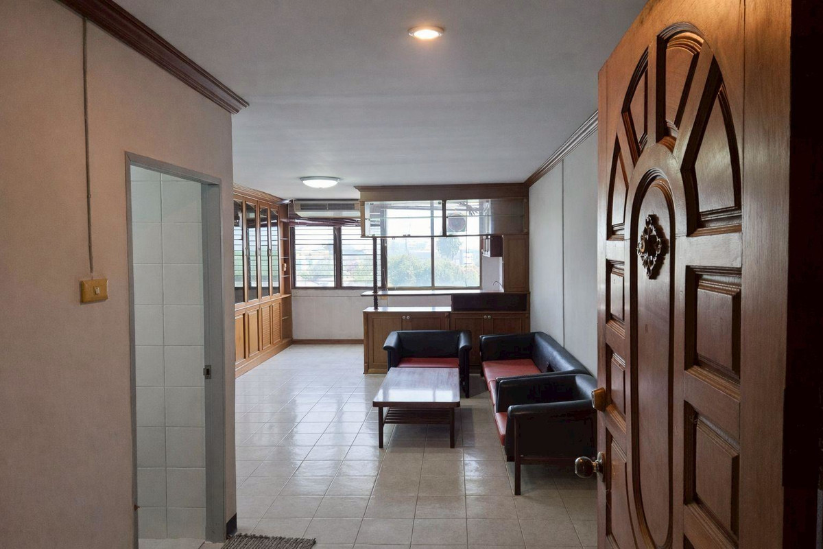 ขายคอนโดเชียงใหม่ : ขายด่วน! คอนโดห้องใหญ่พิเศษ 61 ตร.ม. ใกล้ รพ.ลานนา