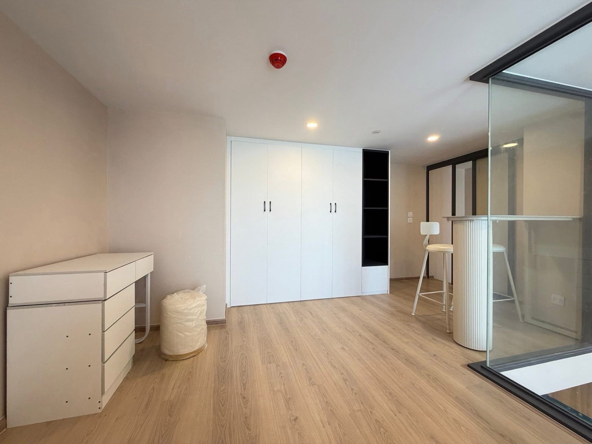 ให้เช่าคอนโดคลองเตย กล้วยน้ำไท : 🌸🌸คอนโดใหม่ ห้องใหม่ LIFE พระรามสี่ อโศก ใกล้Mrt ศูนย์สิริกิตติ์เพียง350 เมตร 2 นอน 1 น้ำ Duplex ห้องสวย วิวดี แต่งครบ พร้อมอยู่ ส่วนกลางดีมาก ทำเลโค้งแม่น้ำ เจ้าพระยา สนใจนัดชมได้เลย ยินดีต้อนรับนะคะ😊 พร้อมนำดูส่วนกลางโครงการทั้งหมดค่ะ 