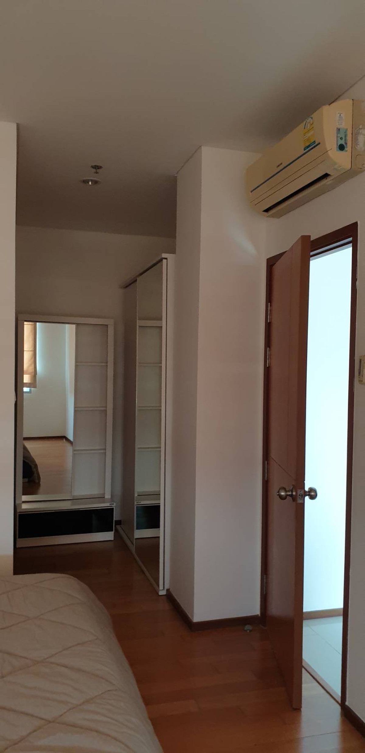 For SaleCondoWongwianyai, Charoennakor : Best Price 🔥For Sale Villa Sathorn very beautiful room, very good price, in the heart of the city, convenient to travel.