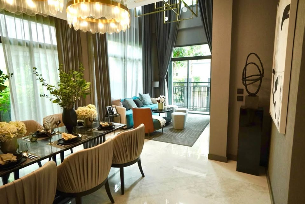 ให้เช่าบ้านบางนา แบริ่ง ลาซาล : ให้เช่า บ้านเดี่ยว 3 ชั้น ใจกลางเมือง | THE GENTRY SUKHUMVIT | 3 ห้องนอน ตกแต่งสไตล์ Minimal ใกล้ศูนย์การค้าชั้นนำ 