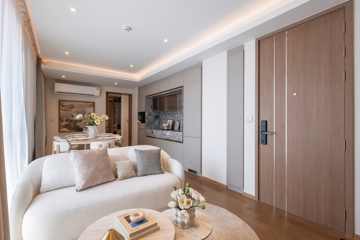 For RentCondoSukhumvit, Asoke, Thonglor : 🔥𝘽𝙚 𝙩𝙝𝙚 𝙛𝙞𝙧𝙨𝙩 𝙩𝙤 𝙧𝙚𝙣𝙩🔥 𝗩𝗜𝗔 𝟯𝟰 Condo, large room Pets allowed🐾 Newest, near BTS Thonglor.