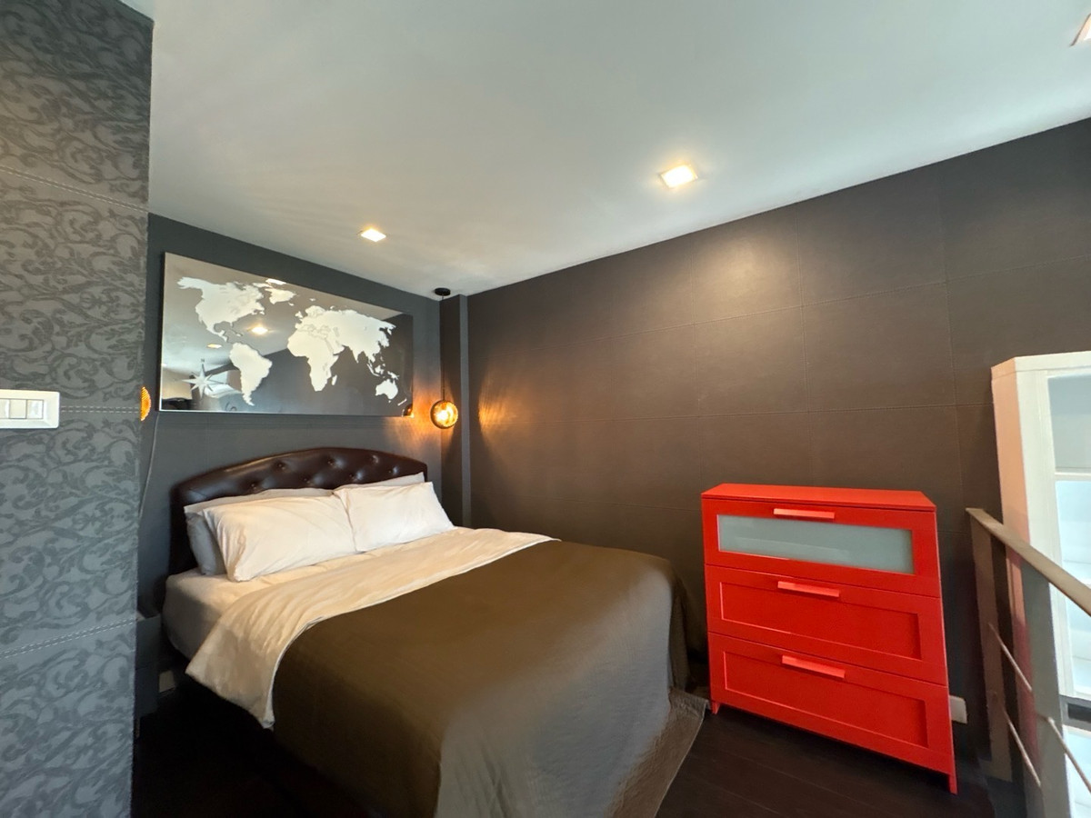 ให้เช่าคอนโดสุขุมวิท อโศก ทองหล่อ : 🐶Dog Friendly🐶Duplex 1BR🔥40sqm🔥Nice View🔥37,000/month🔥