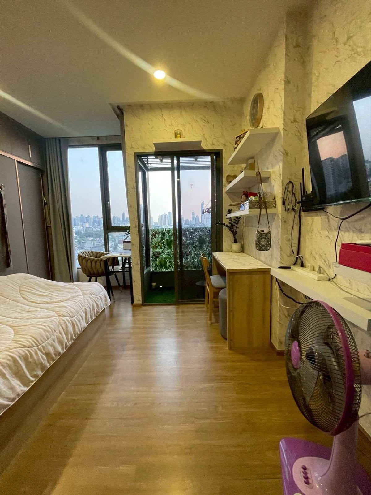 ให้เช่าคอนโดพระราม 9 เพชรบุรีตัดใหม่ RCA : ให้เช่าคอนโด CLOUD Thonglor - Phetchaburi (24 ตร.ม.) 1 นอน 1 น้ำ พร้อมอยู่