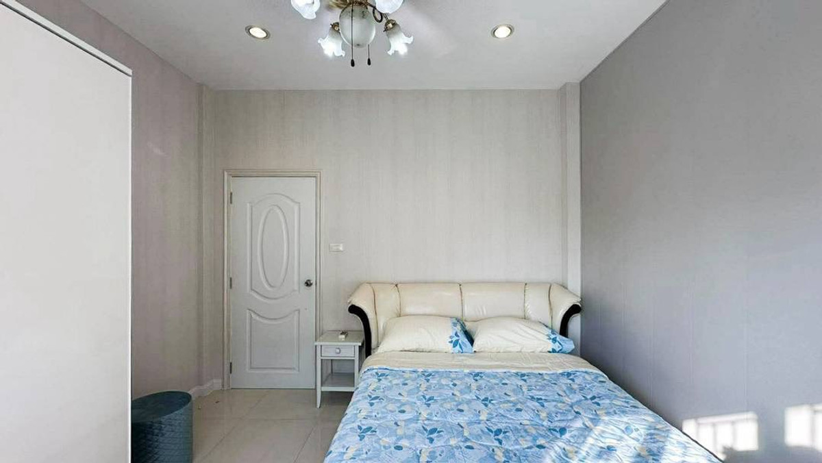 For RentHousePattaya, Bangsaen, Chonburi : Moo Baan Chalita 2 / 3 Bedrooms (FOR SALE) BEWN132
