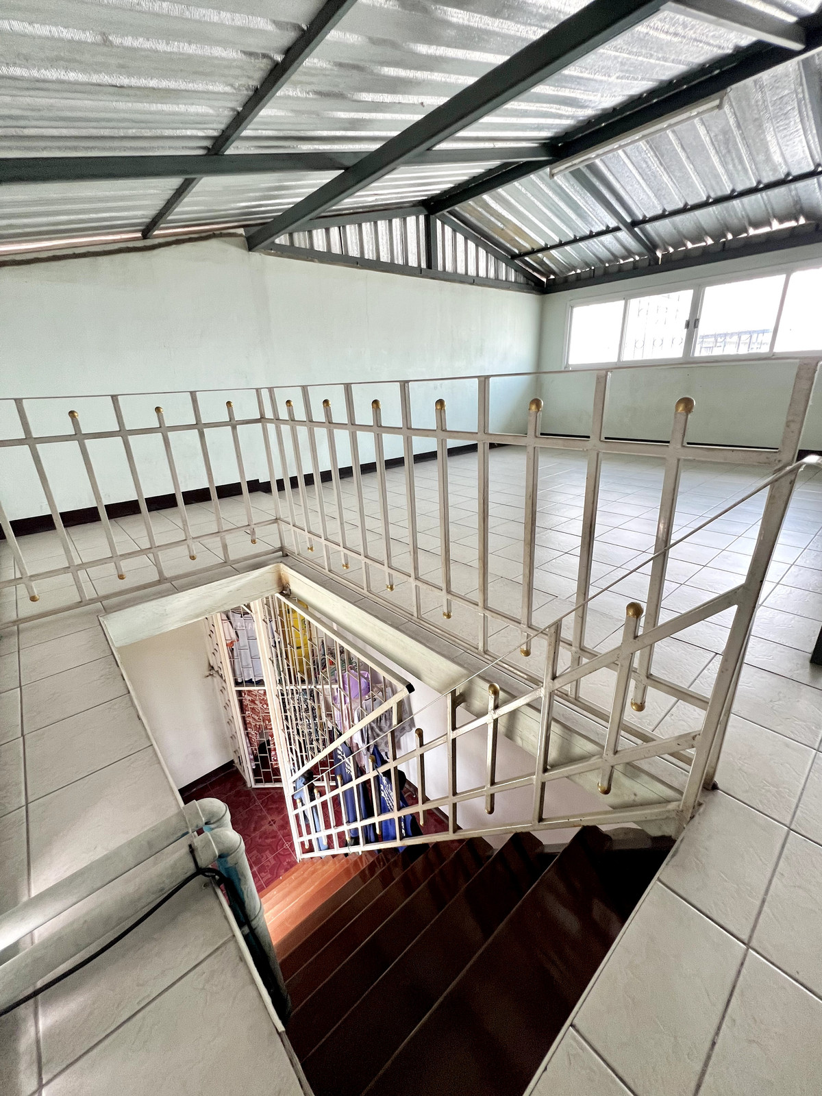 ขายทาวน์โฮมบางซื่อ วงศ์สว่าง เตาปูน : 🔥 Rare Item! ตึกแถวหลังใหญ่ ติด MRT เตาปูน ทำเลทอง📈💰 /  อาคารพาณิชย์ กรุงเทพ - นนท์ 2 / 12 ห้องนอน (ขาย), Commercial building Bangkok - Non 2 / 12 Bedrooms (FOR SALE) BNS005