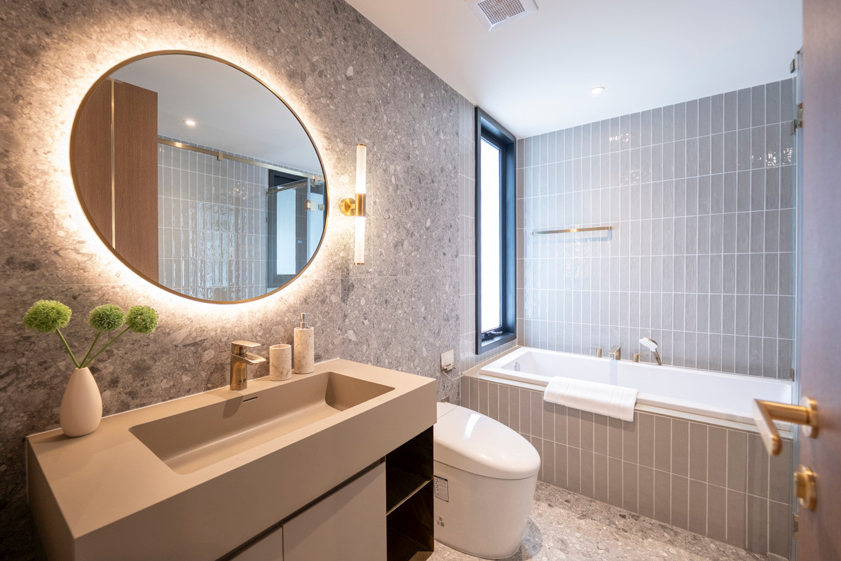 For RentCondoSukhumvit, Asoke, Thonglor : 🔥𝘽𝙚 𝙩𝙝𝙚 𝙛𝙞𝙧𝙨𝙩 𝙩𝙤 𝙧𝙚𝙣𝙩🔥 𝗩𝗜𝗔 𝟯𝟰 Condo, large room Pets allowed🐾 Newest, near BTS Thonglor.