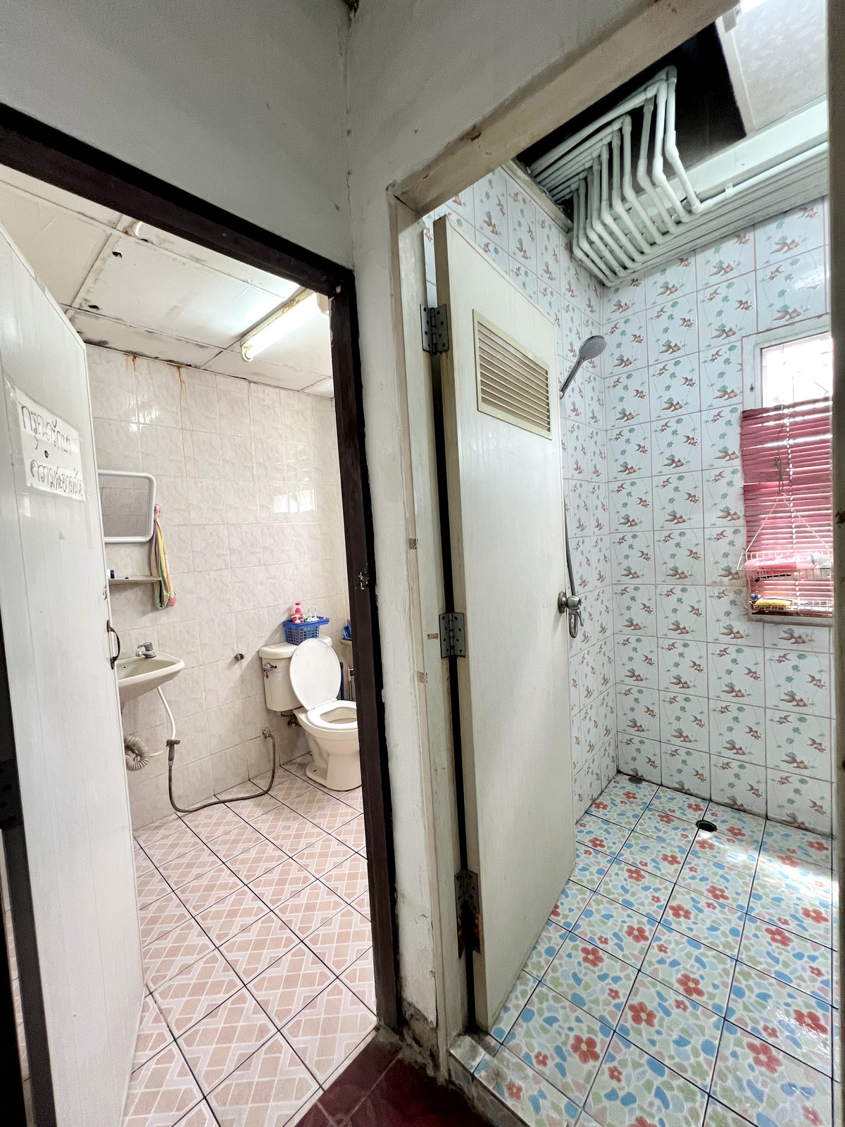 ขายทาวน์โฮมบางซื่อ วงศ์สว่าง เตาปูน : 🔥 Rare Item! ตึกแถวหลังใหญ่ ติด MRT เตาปูน ทำเลทอง📈💰 /  อาคารพาณิชย์ กรุงเทพ - นนท์ 2 / 12 ห้องนอน (ขาย), Commercial building Bangkok - Non 2 / 12 Bedrooms (FOR SALE) BNS005