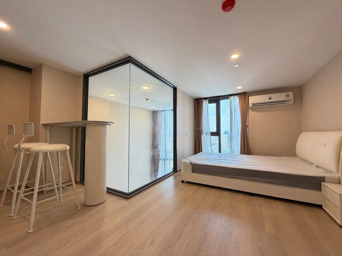 ให้เช่าคอนโดคลองเตย กล้วยน้ำไท : 🌸🌸คอนโดใหม่ ห้องใหม่ LIFE พระรามสี่ อโศก ใกล้Mrt ศูนย์สิริกิตติ์เพียง350 เมตร 2 นอน 1 น้ำ Duplex ห้องสวย วิวดี แต่งครบ พร้อมอยู่ ส่วนกลางดีมาก ทำเลโค้งแม่น้ำ เจ้าพระยา สนใจนัดชมได้เลย ยินดีต้อนรับนะคะ😊 พร้อมนำดูส่วนกลางโครงการทั้งหมดค่ะ 