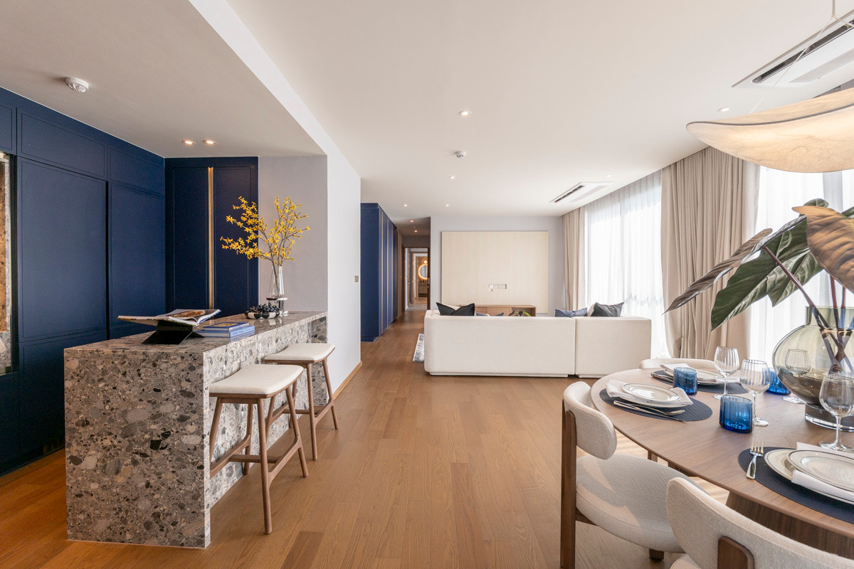 For RentCondoSukhumvit, Asoke, Thonglor : 🔥𝘽𝙚 𝙩𝙝𝙚 𝙛𝙞𝙧𝙨𝙩 𝙩𝙤 𝙧𝙚𝙣𝙩🔥 𝗩𝗜𝗔 𝟯𝟰Condo, large room Pets allowed🐾 Newest, near BTS Thonglor.