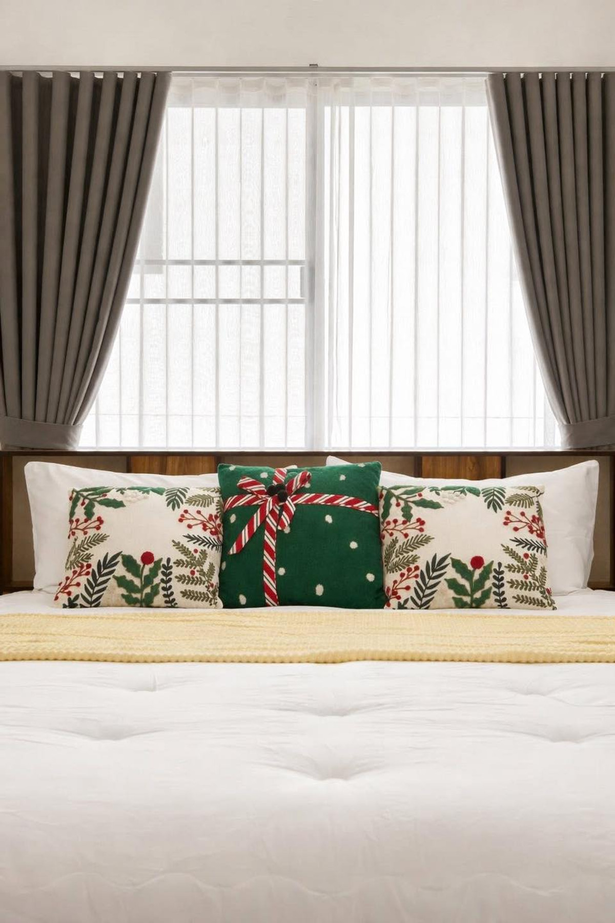 For SaleTownhomePattaya, Bangsaen, Chonburi : Moo Bam Ngam Charoen 2 / 3 Bedrooms (FOR SALE) BEWN132