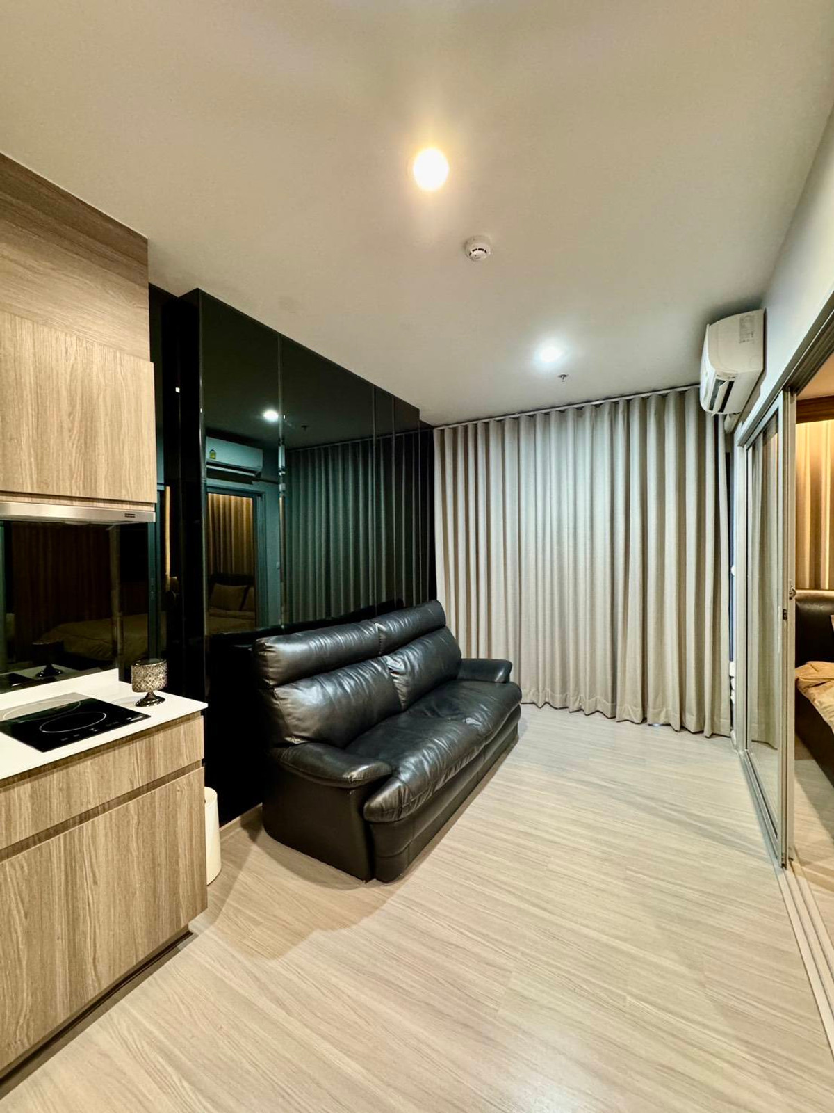 For RentCondoBang kae, Phetkasem : For Rent ✨ The Parkland Phetkasem 56 ✨ Fully furnished with appliances. Near MRT Phasi Charoen.