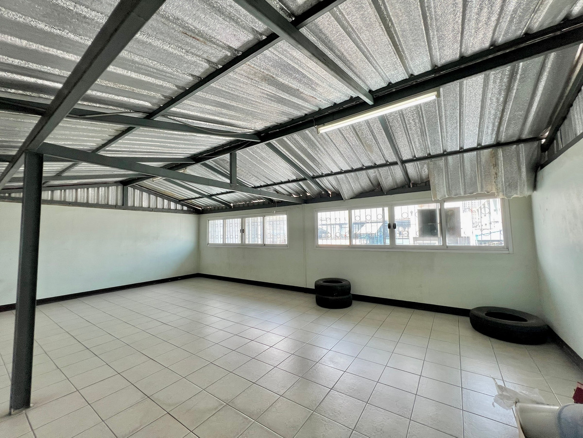 ขายทาวน์โฮมบางซื่อ วงศ์สว่าง เตาปูน : 🔥 Rare Item! ตึกแถวหลังใหญ่ ติด MRT เตาปูน ทำเลทอง📈💰 /  อาคารพาณิชย์ กรุงเทพ - นนท์ 2 / 12 ห้องนอน (ขาย), Commercial building Bangkok - Non 2 / 12 Bedrooms (FOR SALE) BNS005