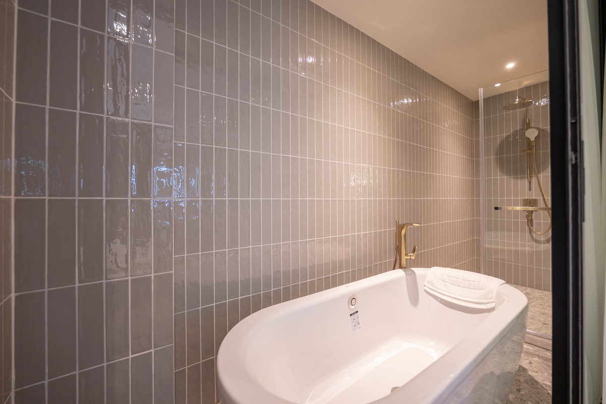 For RentCondoSukhumvit, Asoke, Thonglor : Condo, large room Pets allowed🐾 Newest, near BTS Thonglor.